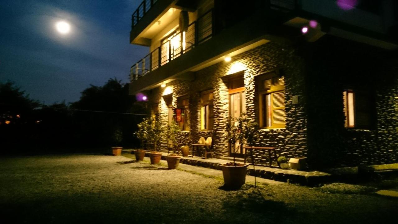 Stone House Homestay Yilan Exterior photo