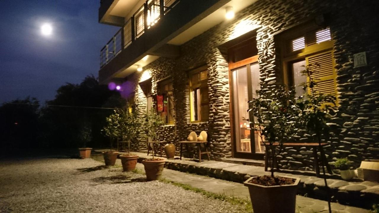 Stone House Homestay Yilan Exterior photo
